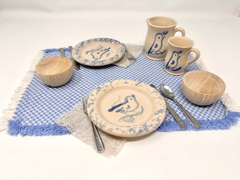 Kirsten’s Birthday Pottery Ceramic Eatery Set American Girl Pleasant Company